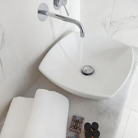 Isalos Apartment *