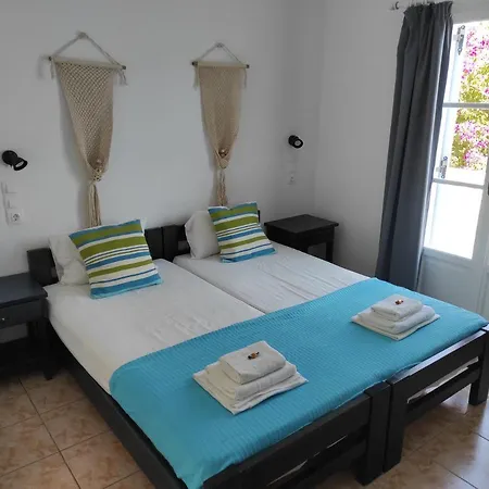 Isalos Paros Apartamento Naousa