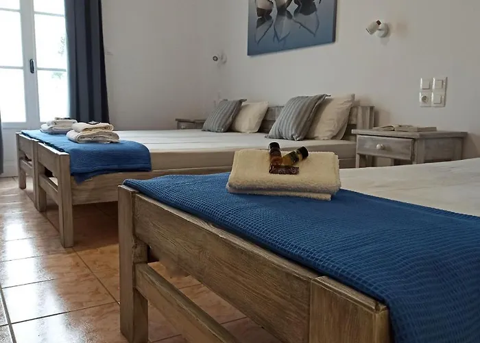 Isalos Apartment Naousa (Paros)