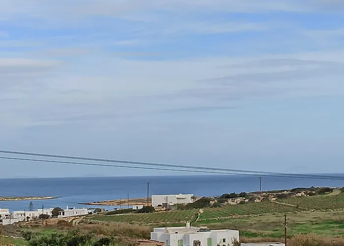 Isalos * Naousa (Paros)